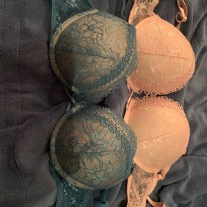 Victoria’s Secret +2 Cups Bras (32C)